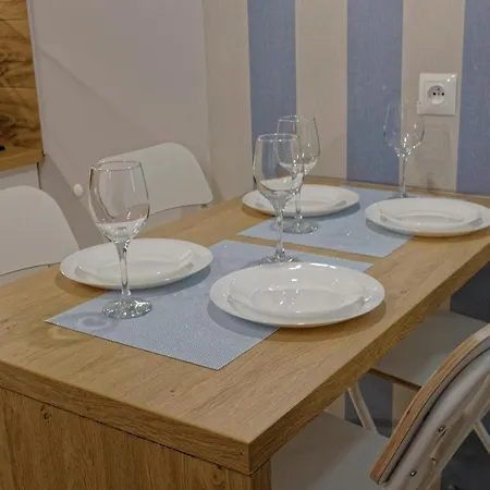 Habitación en casa particular Lazur