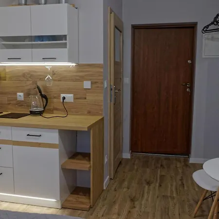 Habitación en casa particular Lazur *