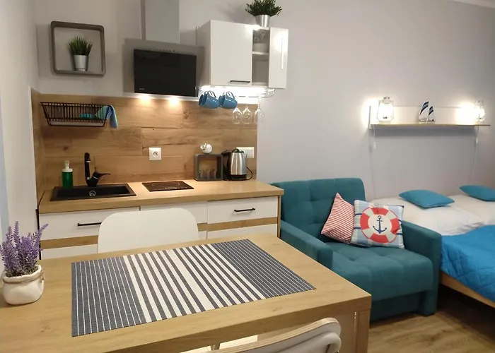 Privatunterkunft Lazur *