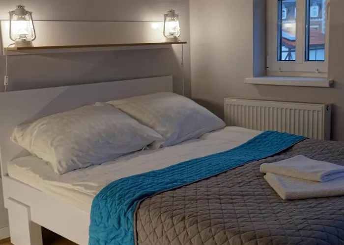 Privatunterkunft Lazur *