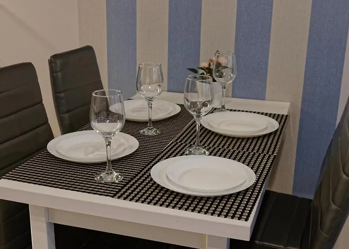 Privatunterkunft Lazur *